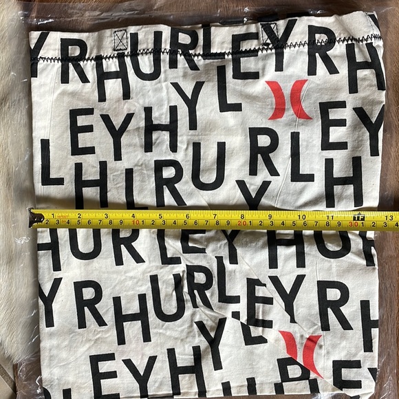 Hurley Graphic Cotton Tote Bag in Natural with Black/Red Print. NWT - Picture 8 of 9